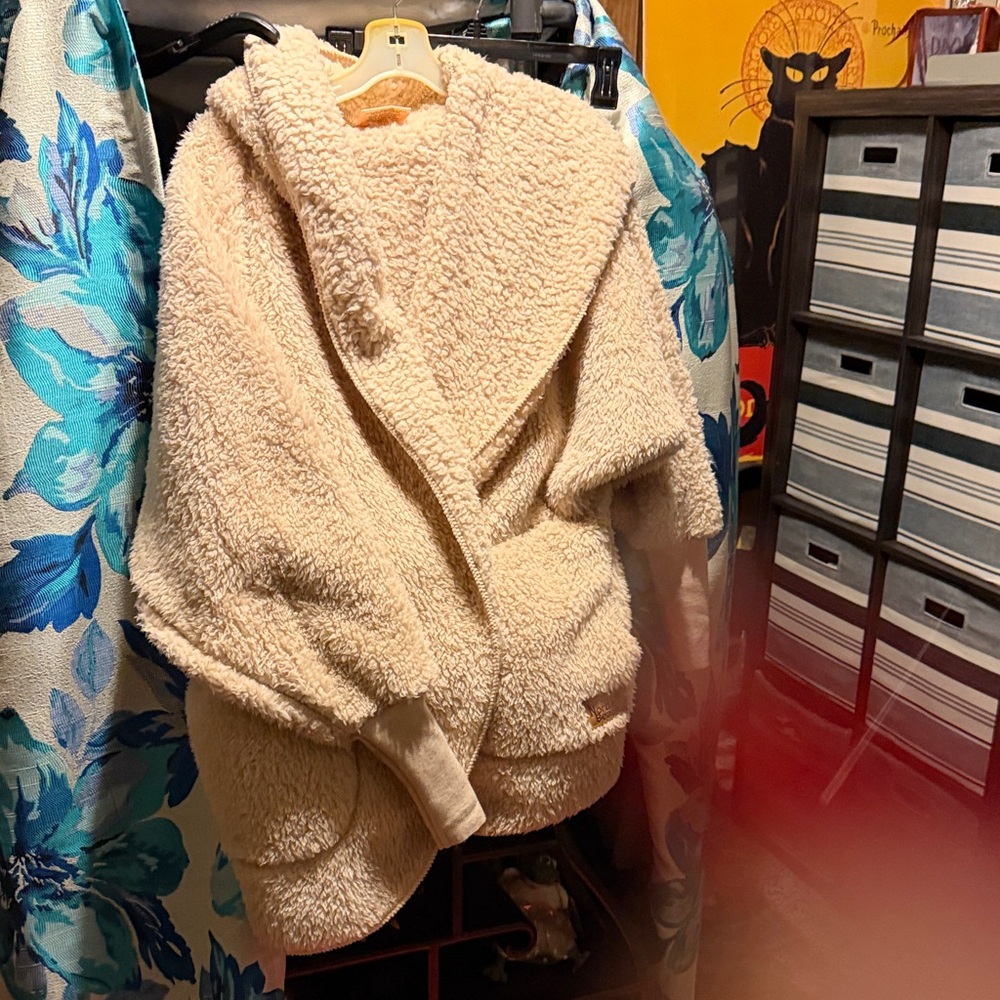 Cozy Nordic Beach Sherpa Jacket